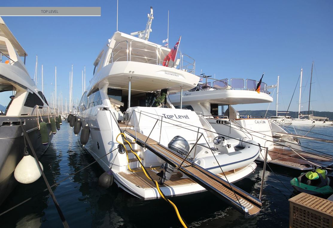 76 Yacht - 